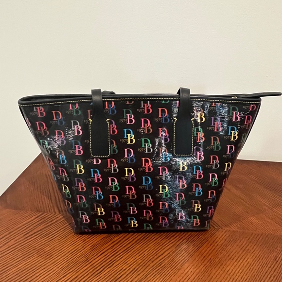 Dooney & Bourke DB75 Multi Charleston Shopper Tote - Black Black - Picture 2 of 3